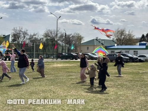 Азнакайда Яз һәм Хезмәт бәйрәме: концерт, уеннар һәм спорт ярышлары