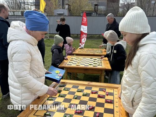 Азнакайда Яз һәм Хезмәт бәйрәме: концерт, уеннар һәм спорт ярышлары