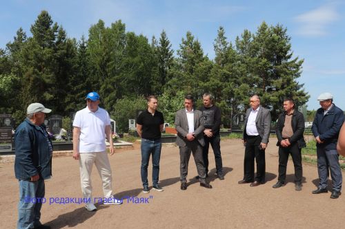 Татар зиратын төзекләндерү буенча күчмә киңәшмә