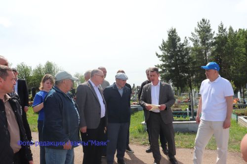Татар зиратын төзекләндерү буенча күчмә киңәшмә