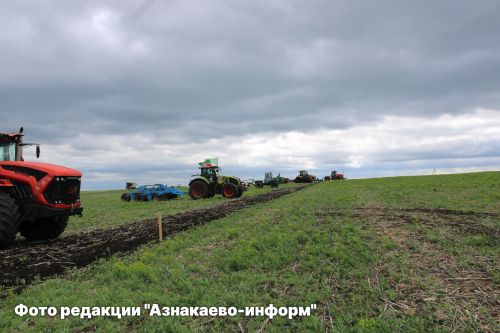 Азнакаевские пахари испытали своё мастерство