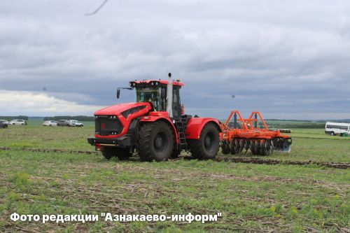 Азнакаевские пахари испытали своё мастерство
