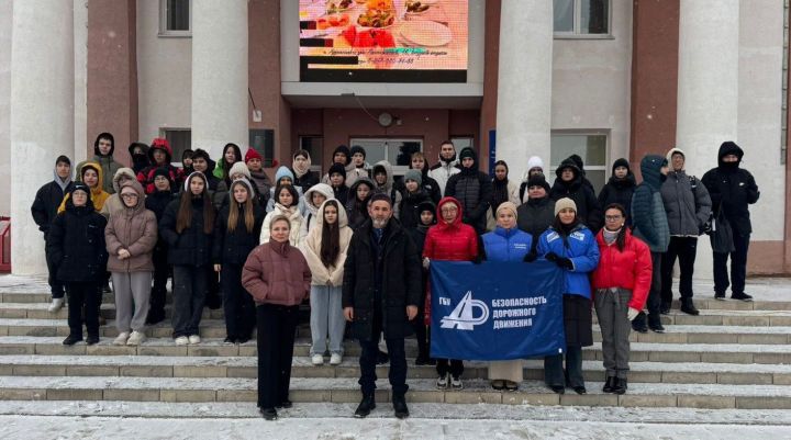 Азнакайда юл һәлакәтләре корбаннарын искә алдылар