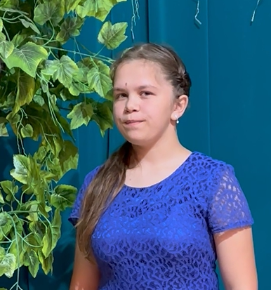 Участник №9, Адиля Валиева