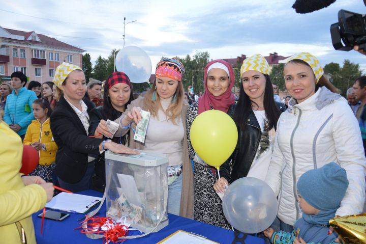 В Азнакаево на День защиты детей пройдут праздничные мероприятия и благотворительный концерт с участием артистов татарской эстрады