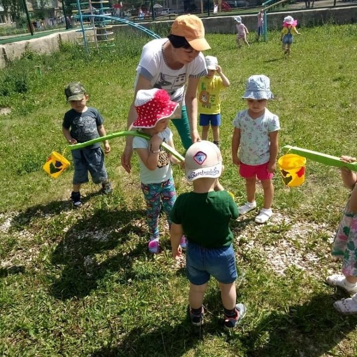 Азнакаевские малыши любят праздник Сабантуй