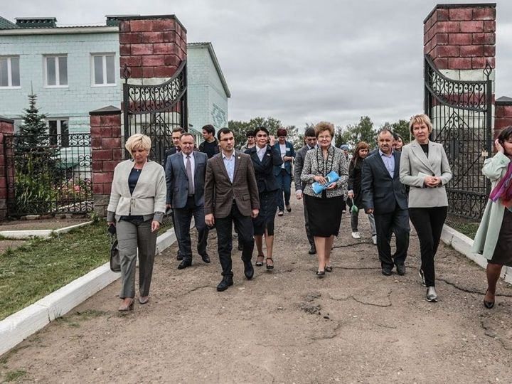 Депутаты фракции «Единая Россия» в Госсовете продолжают контроль за реализацией национальных проектов в Татарстане