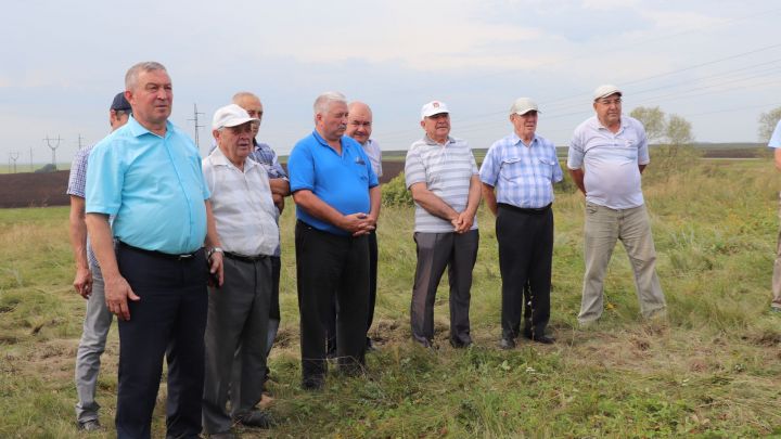 В Азнакаево состоялся семинар, посвященный осенним полевым работам(ФОТО)