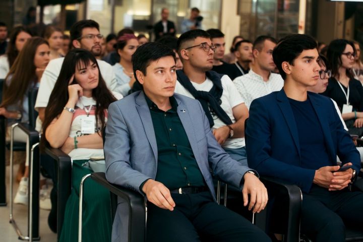 Азнакаевцы – участники студенческого форума соотечественников (ФОТО)