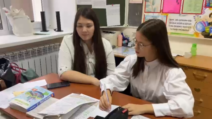 В честь Дня учителя в Азнакаевских школах прошёл день Самоуправления