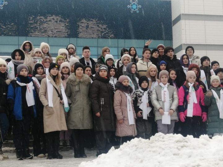 Азнакаевские школьники побывали на Президентской елке