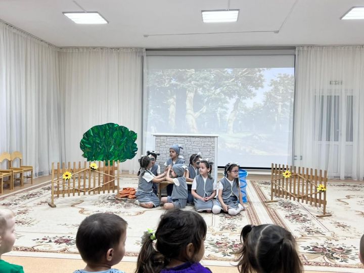 В Азнакаево национальное самосознание у детей воспитывают через театральную деятельность