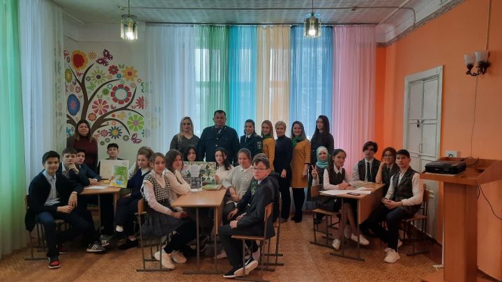Школьники поселка Актюбинский вносят свой вклад в сохранение экологии