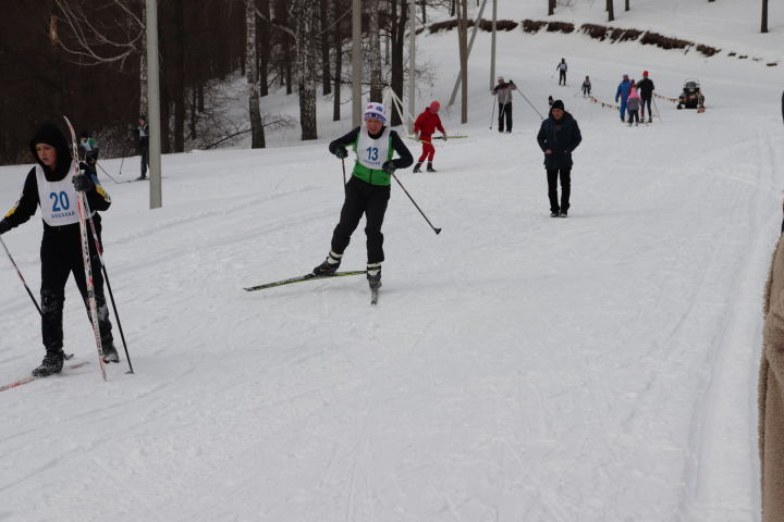 В Азнакаево прошли соревнования, посвященные закрытию лыжного сезона