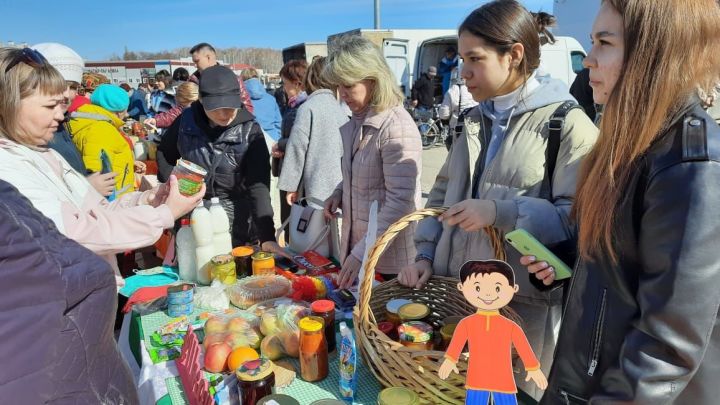 В Азнакаево прошла сельскохозяйственная ярмарка