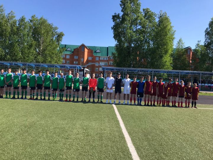 Азнакай футболчылары Татарстан беренчелегендә чыгыш ясый