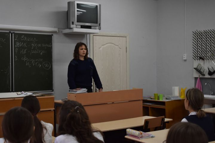 В Азнакаево детям рассказали о правилах поведения при угрозе терроризма