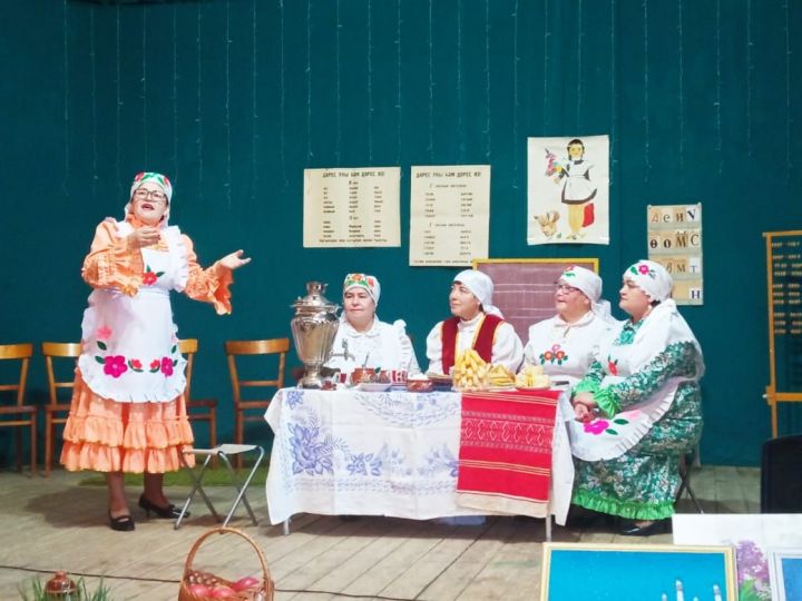 Азнакай авыл үзешчәннәре бәйге тота