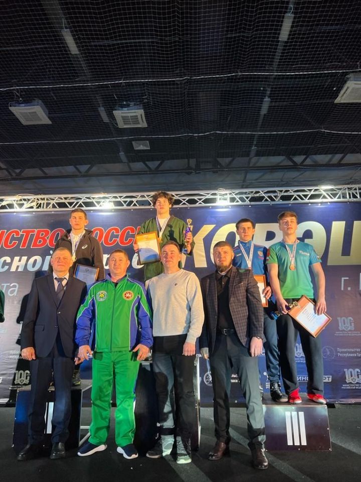 Азнакаевец стал трехкратным чемпионом России по поясной борьбе