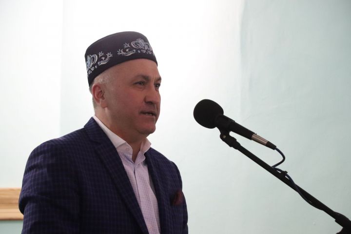 Глава Азнакаевского района провел благотворительный ужин разговения ифтар