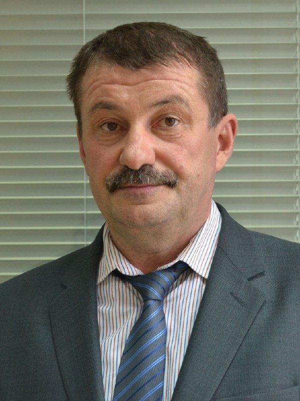 Главный ветеринарный врач Азнакаевского райна Рустам Ахметшин удостоен почетного звания