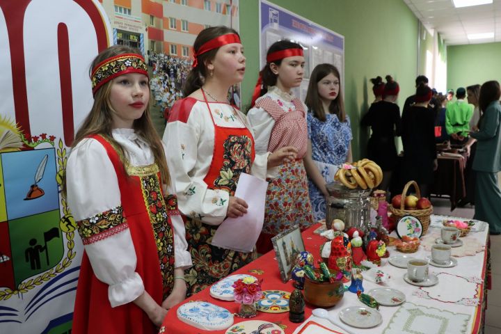 В Азнакаево провели конкурс «Тэмле казан»