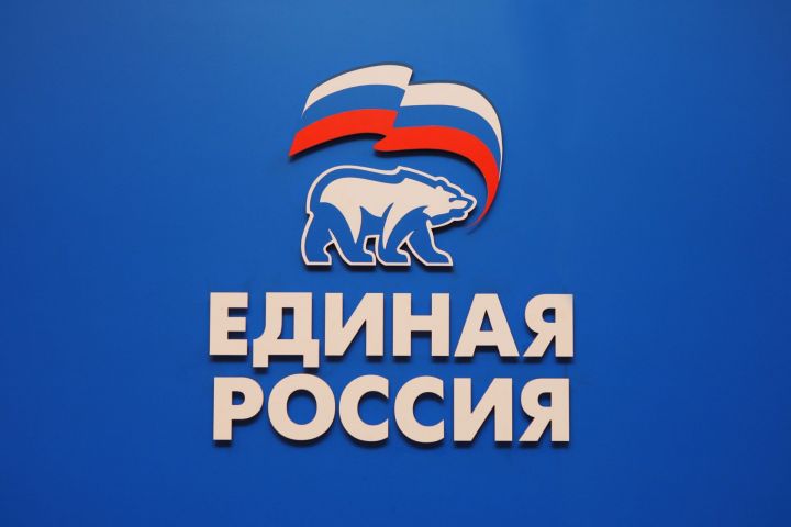 В Азнакаево стартовал конкурс стихотворений «Укытучым – гомерлек юнәлешем» – «Учитель – мой наставник»