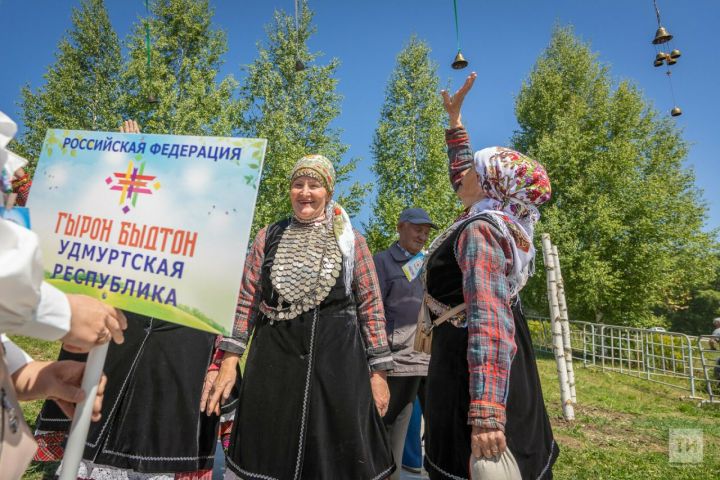 В Татарстане встретили удмуртский Гырон Быдтон