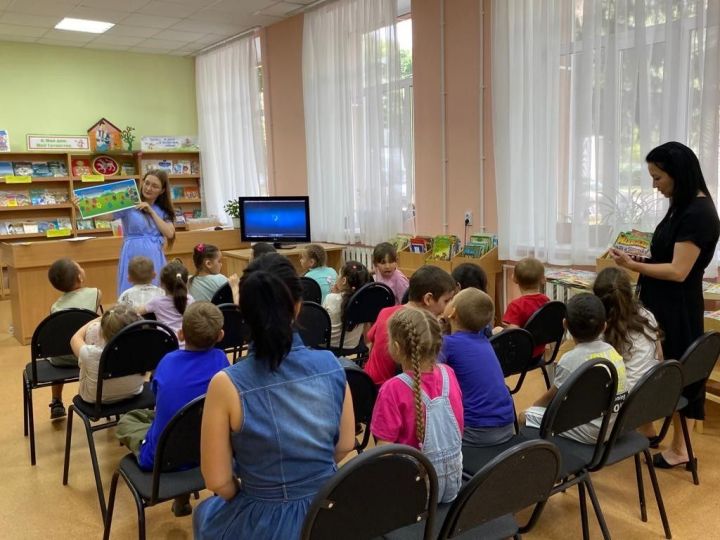 Азнакайда В. Маяковскийның 130 еллыгына багышланган әдәби кичә узды