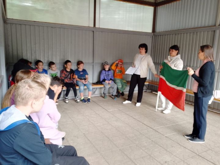 В Азнакаево прошел квест, посвященный Дню Республики Татарстан