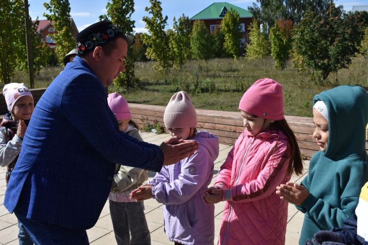 «По страницам татарского фольклора»: в Азнакаевском парке всегда весело!