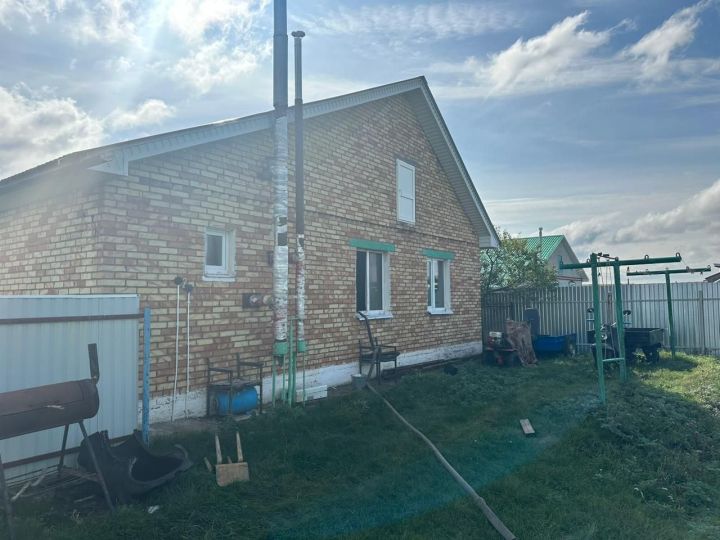 Азнакай районында янгында 43 яшьлек хатын-кыз һәм 10 яшьлек бала янып үлгән