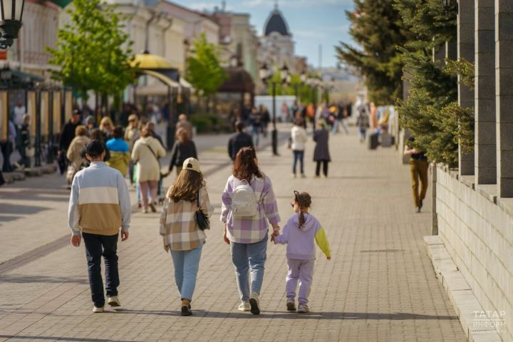 В 2 раза больше многодетных семей: клуб «Волга» обсудил эффект нацпроекта «Демография»