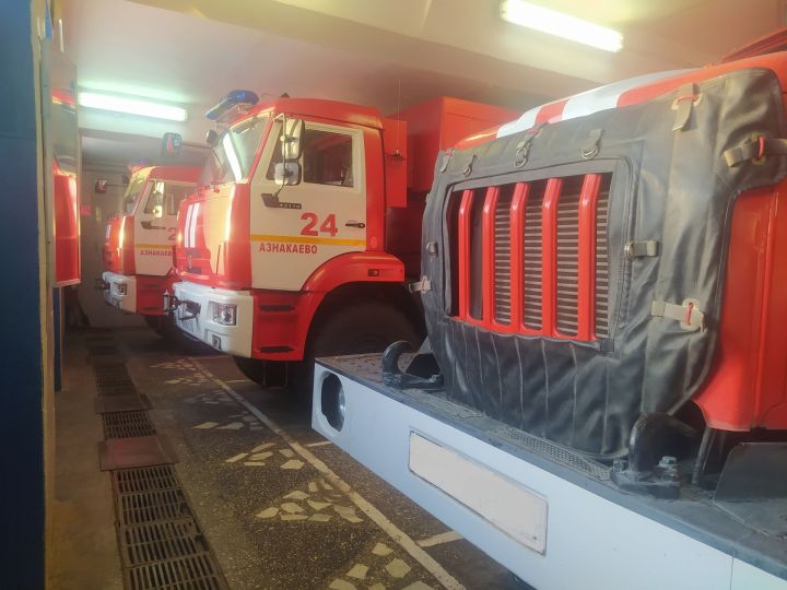 Автопарк азнакаевских пожарных пополнился новыми автомобилями