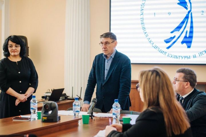 В Луганске творческая делегация из Татарстана провела семинар для детских школ искусств
