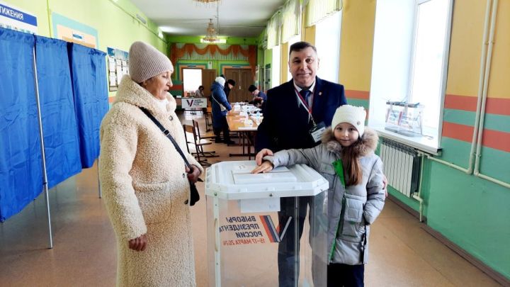 В Азнакаево в первый день выборов проголосовало 47 процентов населения