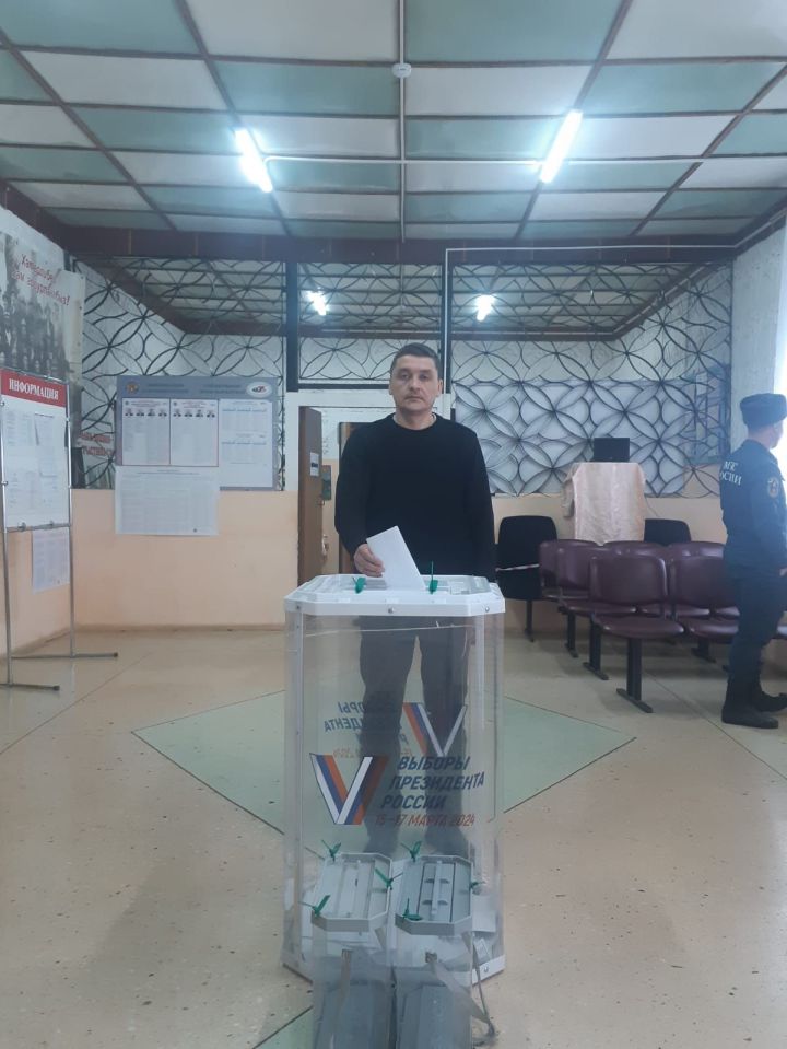 Молодежь Азнакаевского района принимает активное участие в выборах