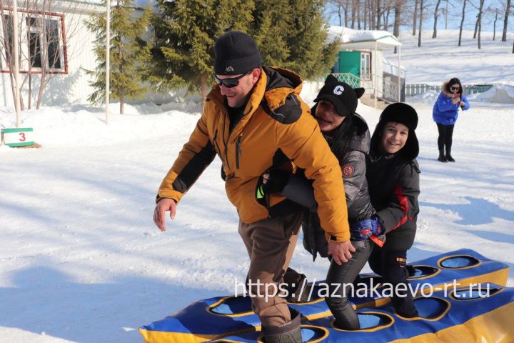 Азнакайда күңелле бәйге программасы үтте