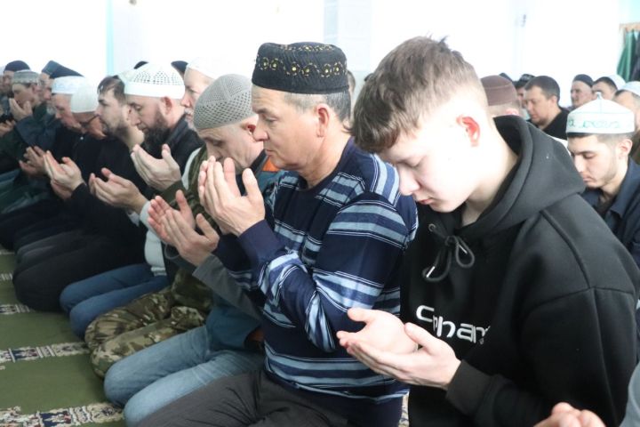 Азнакай районы мәчетләрендә Ураза гаете уңаеннан бәйрәм чаралары үтә