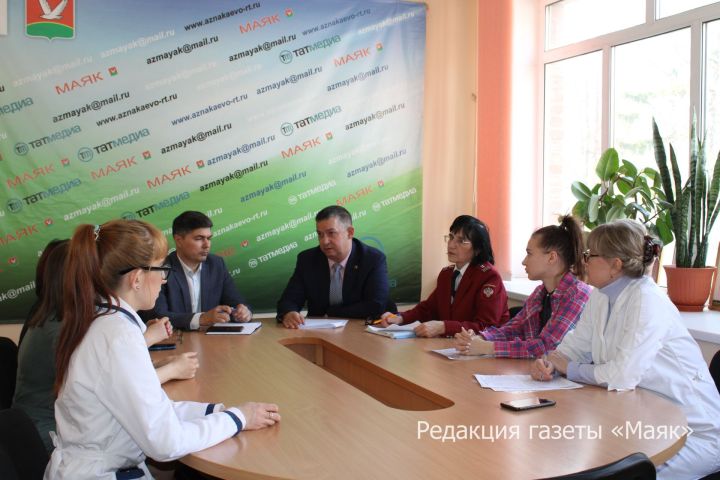 В редакции газеты «Маяк» обсудили вопросы охраны здоровья населения