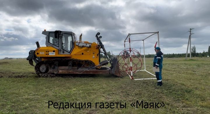 В Азнакаево прошел конкурс профмастерства среди бульдозеристов