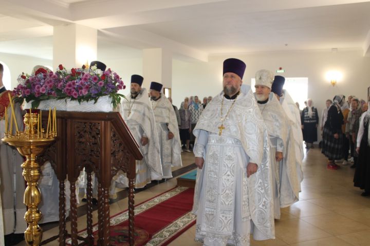 В Азнакаево состоялось освящение храма