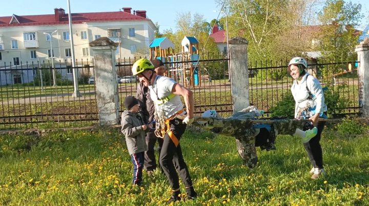 Туристы совершили путешествие по родословным