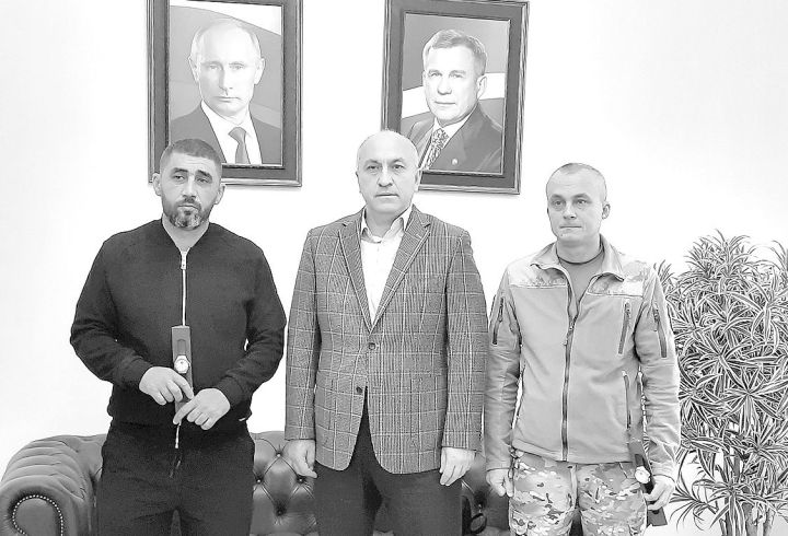 На передовой –  наши земляки