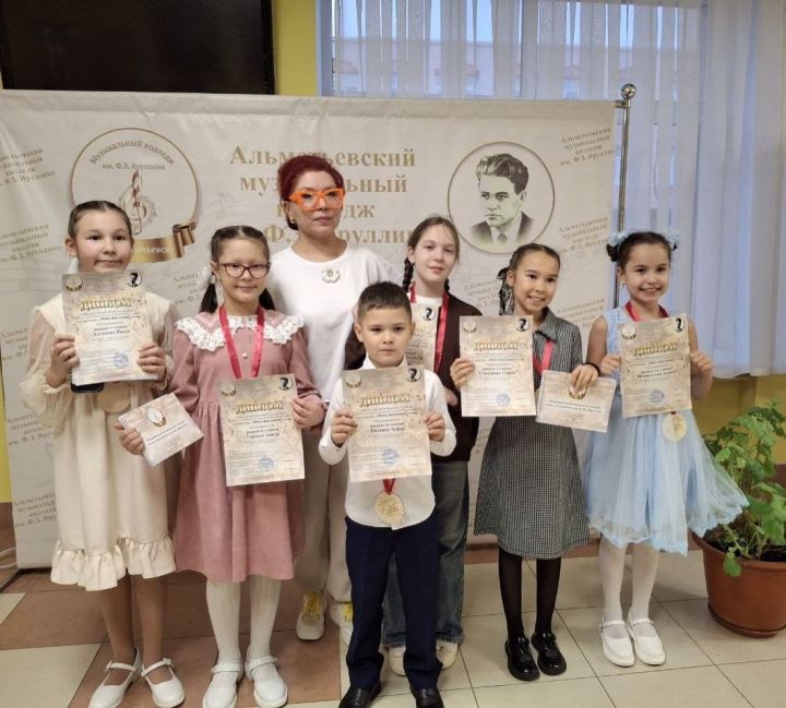 Ученики Азнакаевской ДШИ завоевали 23 награды на конкурсе им. Яруллина