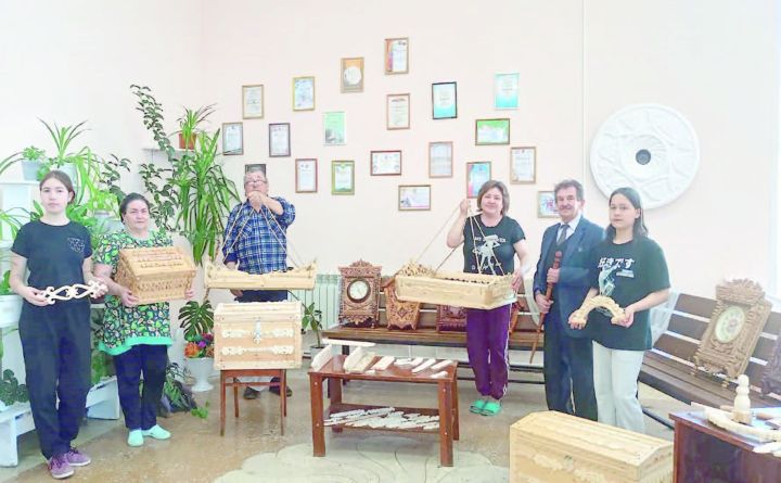 Оста кулында агач та җанлана