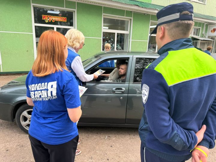 Азнакай юлларында «Игътибар, балалар!» профилактик чарасы үтә