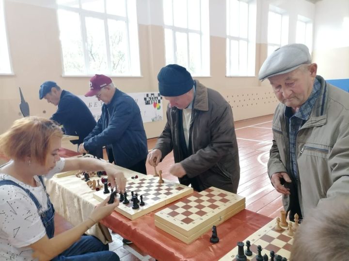 В Татарстане планируют вовлечь почти 479 тыс. пожилых в активную жизнь