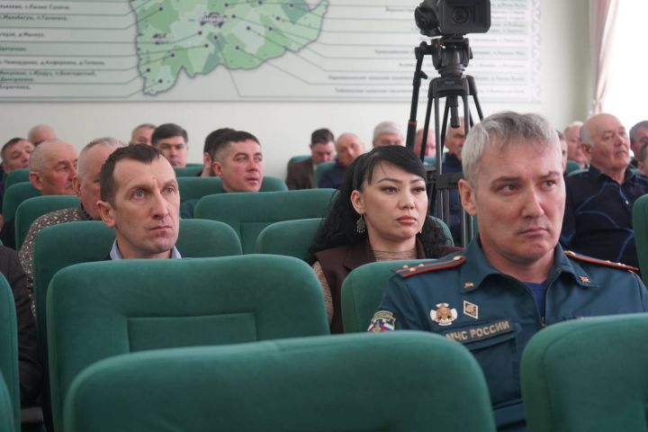 В Азнакаево готовятся к безаварийному пропуску паводка