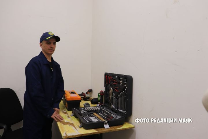 Ватан алдында  бурычын үтәп, хезмәт юлын дәвам итә